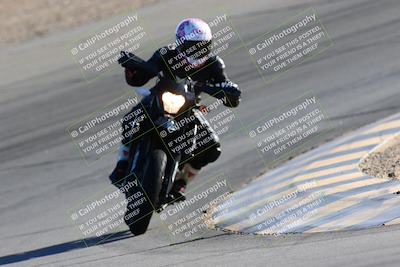 media/Jan-08-2022-SoCal Trackdays (Sat) [[1ec2777125]]/Turn 10 (2pm)/